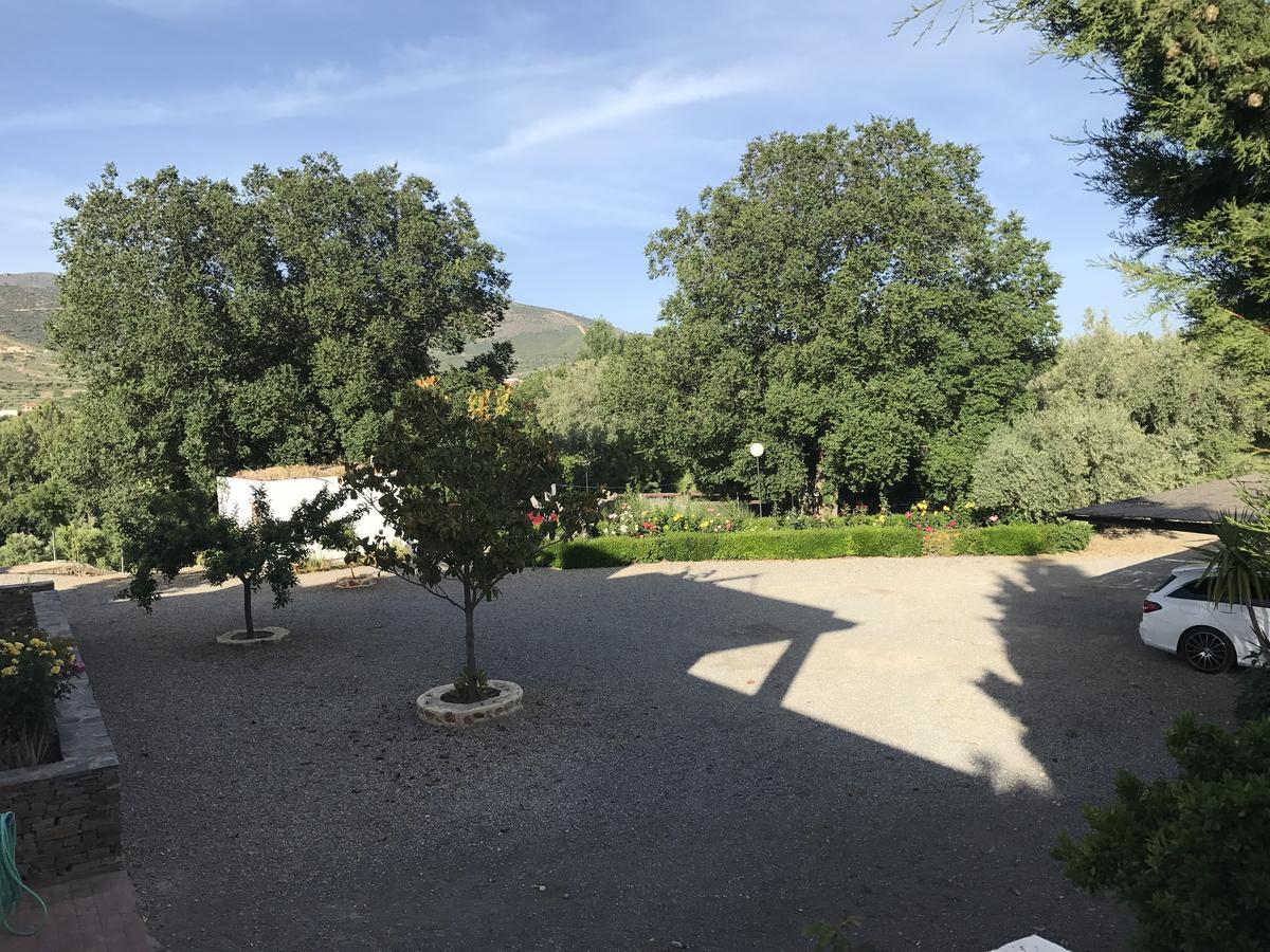 El Domingo en el Valle Fondón Exterior foto